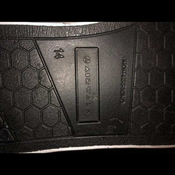 Airwalk Slip On Shoes - Picture 3 of 3